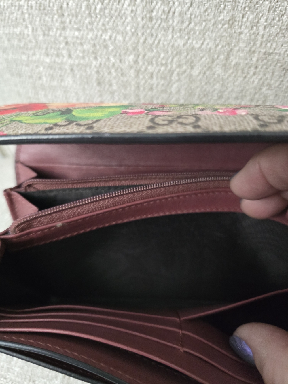 Gucci Floral GG Supreme Beige/Pink/Green Continental Wallet - Picture 7 of 11
